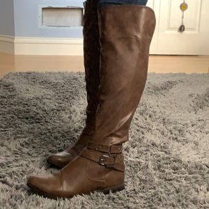 Brown knee high boots size US 9 women’s